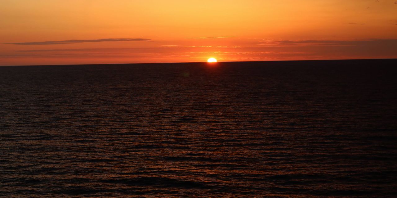 イオニア海に沈む夕日